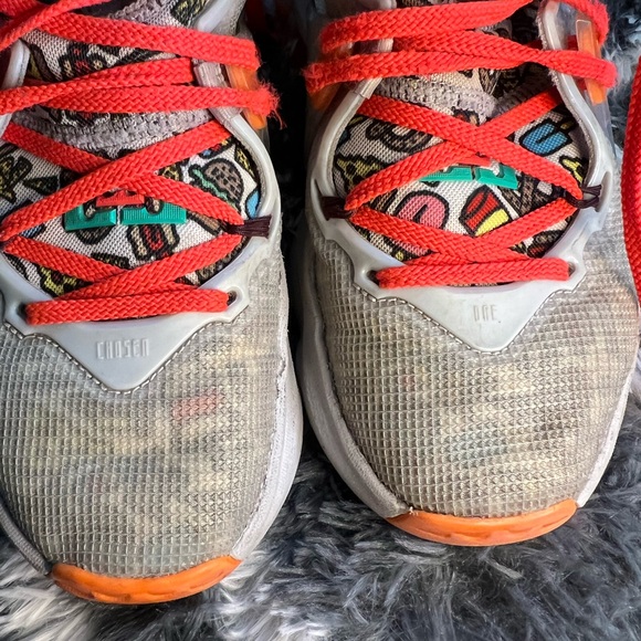 Lebron XIX - Nike Fast Food Sneakers GUC Size 4.5Y or women’s 6-6.5 - Picture 3 of 10